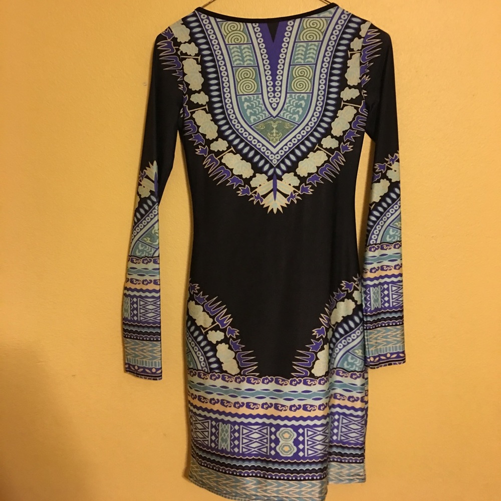 Dress - Picture 2 of 3