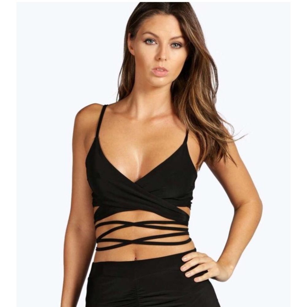 Boohoo Ava Wrap Over Strappy  Bralet (NEVER WORN)