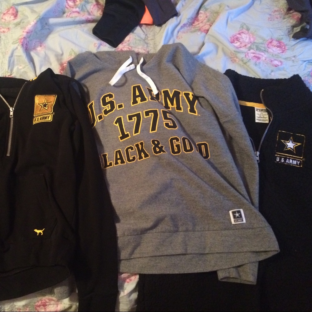 Lot of 3 VS Army sweatshirts!