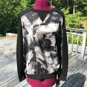 Fashionable Crewneck Sweater