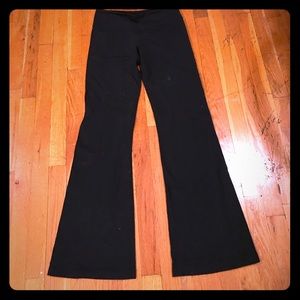 Lululemon Reversible Groove pants - size 6