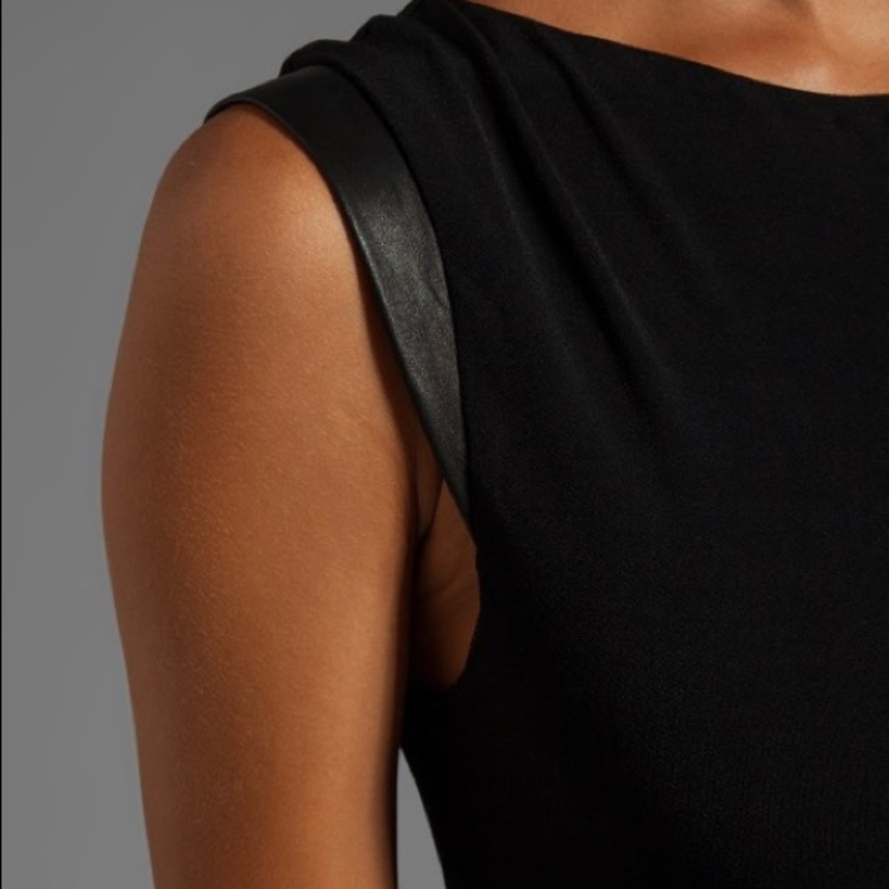 Alice + Olivia Cap sleeve cutout back maxi dress - Picture 3 of 6