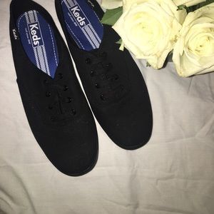 Black Keds NWOT