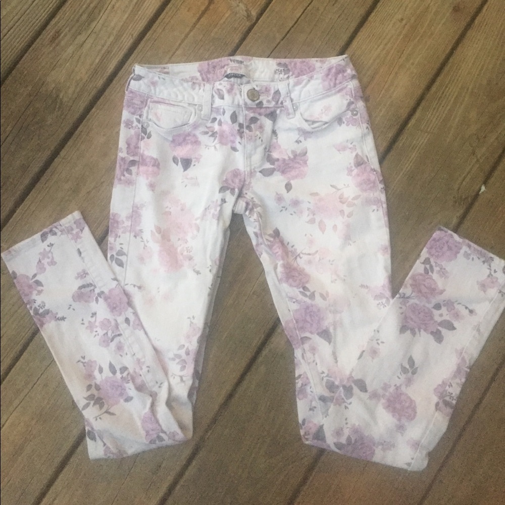 American Eagle size 2 floral jeans