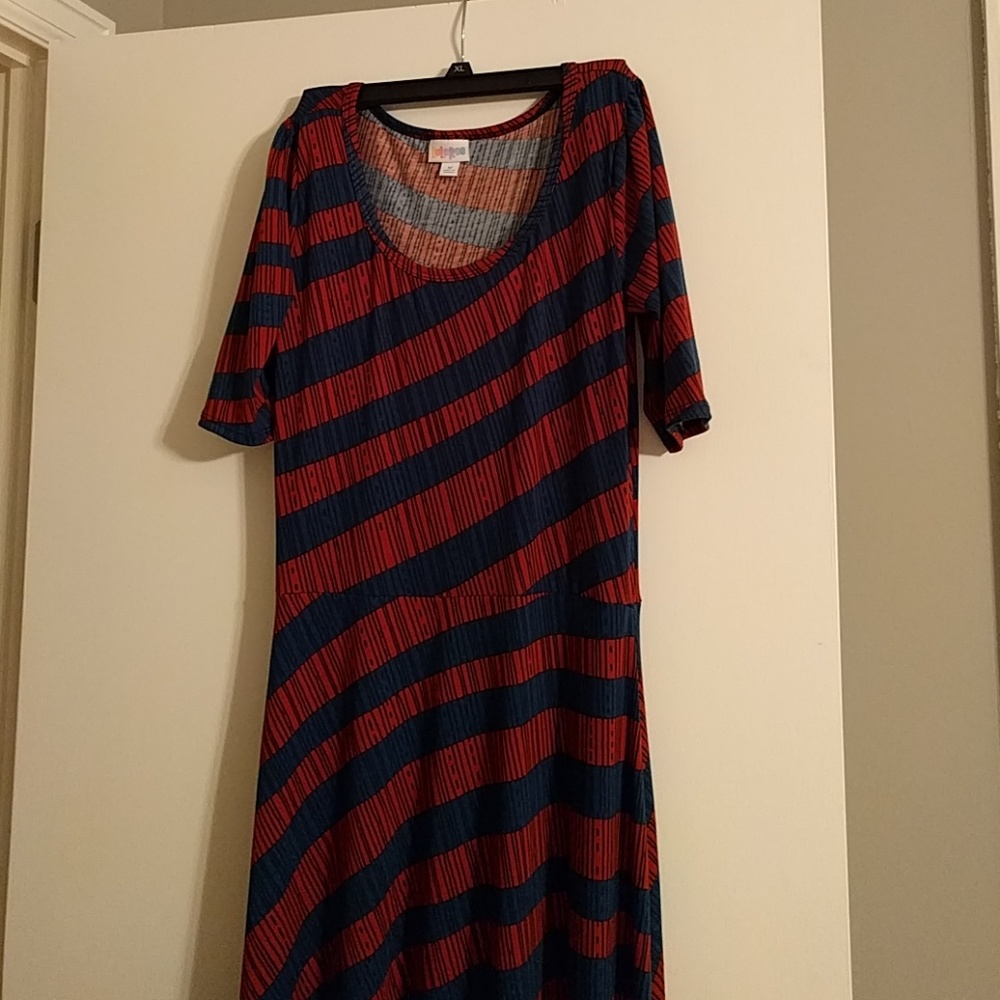 Lularoe Ana size medium - never worn