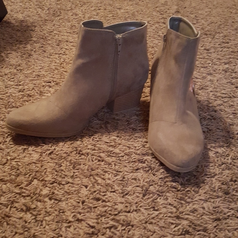 Booties - Picture 3 of 3