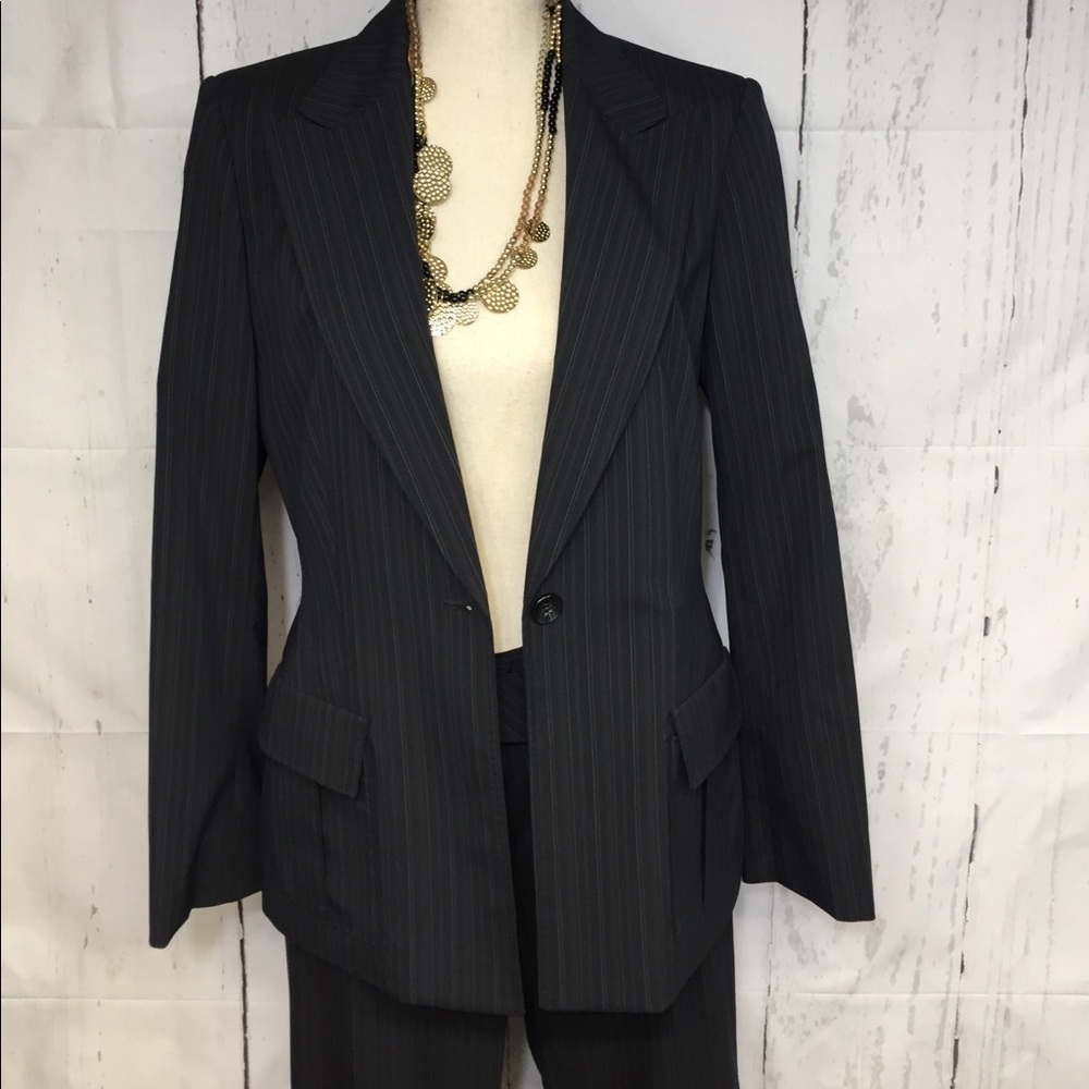 ( ANNE KLEiN ) Striped Woman's suit