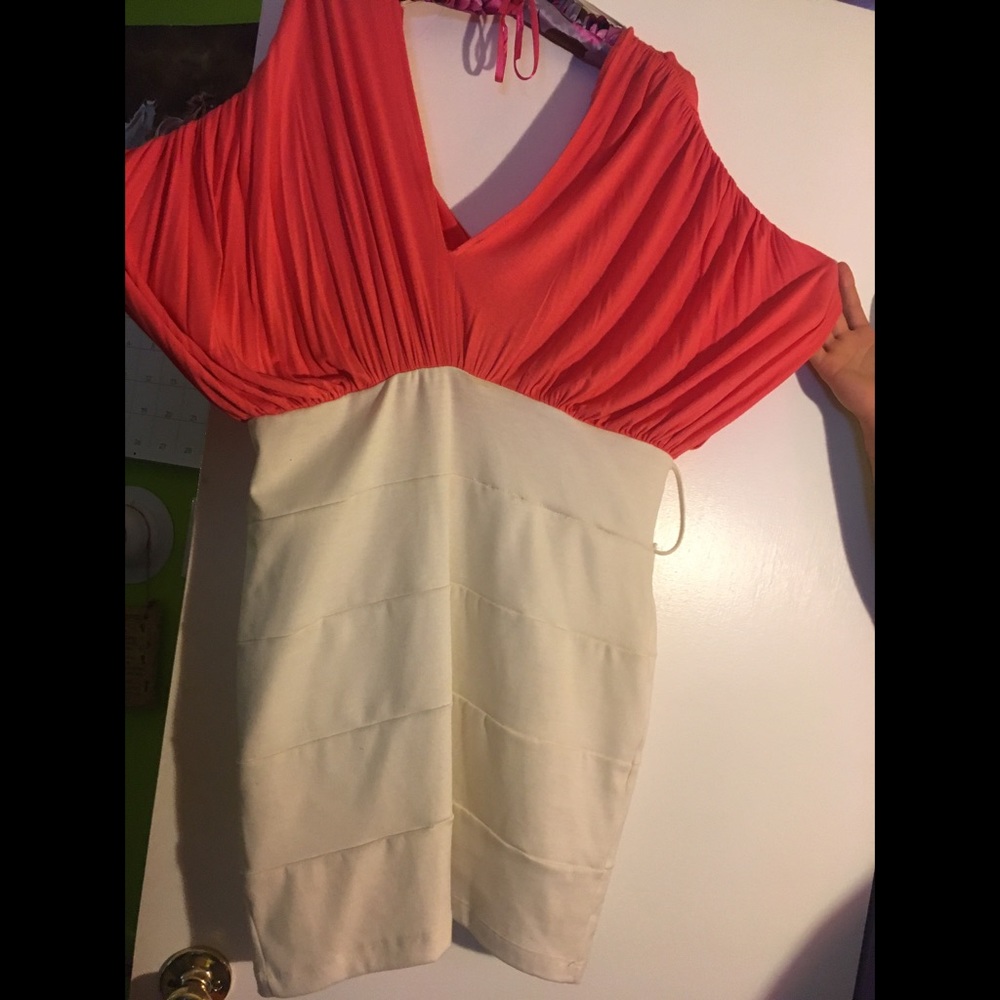 Summer dress with belt