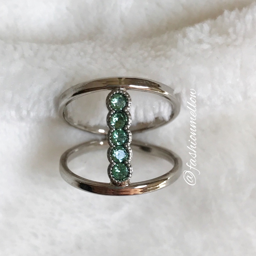 Crystal round stick ring💍