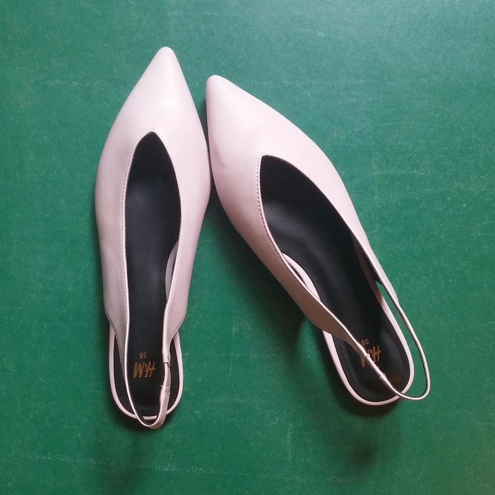 Slingback pointed toe flats