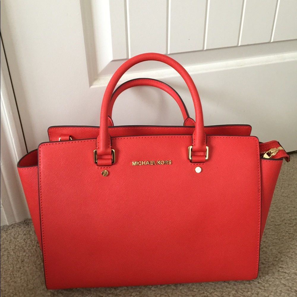 Mk large selma satchel
