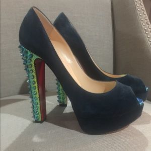 SOLD Christian Louboutin Babel Clou 150 Veau