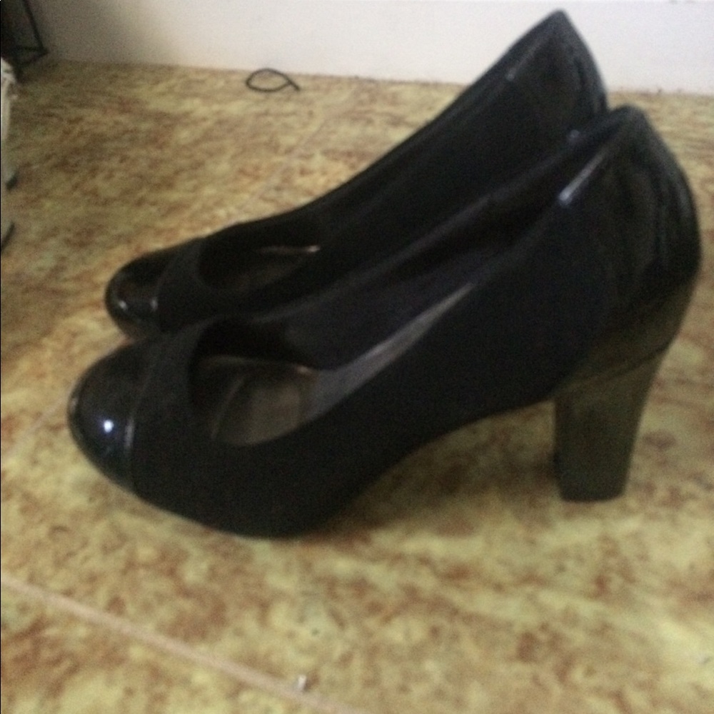 Black velvet heels