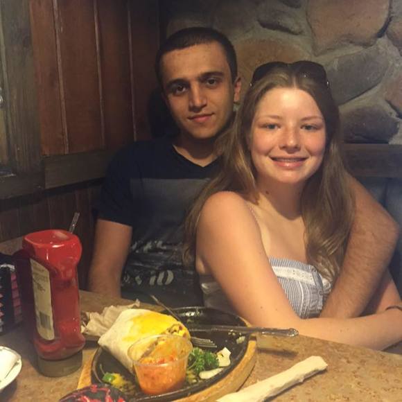 Meet your Posher, Negar - Picture 1 of 1