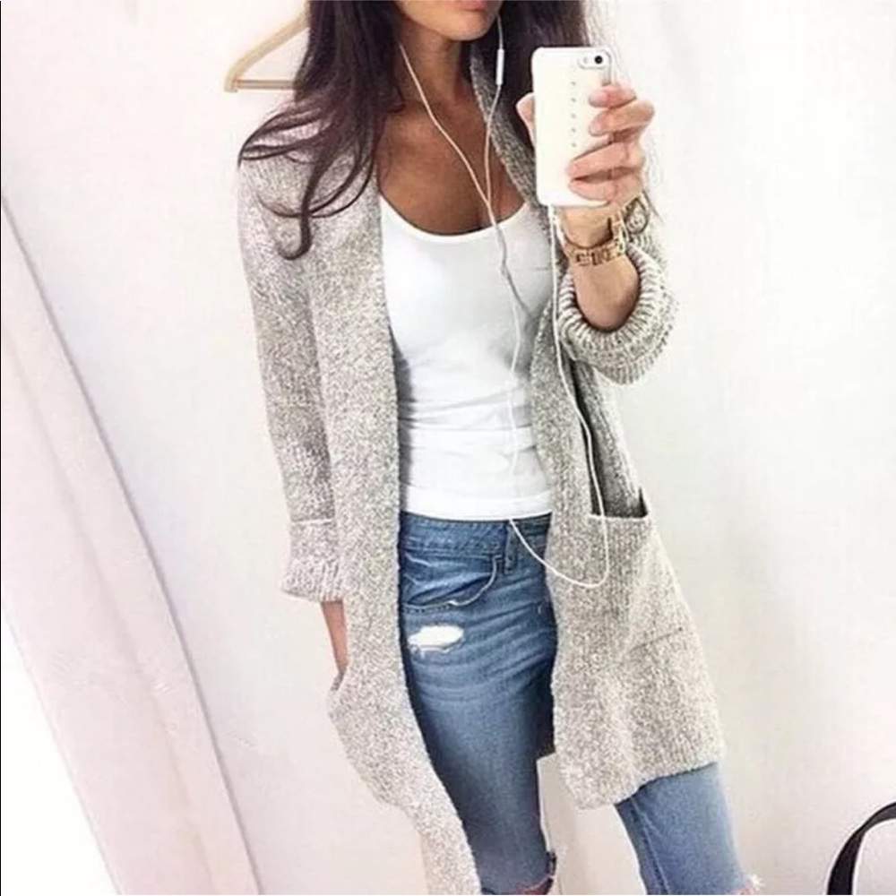 SUPER CUTE GRAY FLY AWAY CARDIGAN PULLOVER SWEATER - Picture 1 of 8