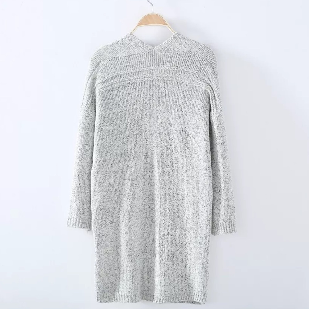 SUPER CUTE GRAY FLY AWAY CARDIGAN PULLOVER SWEATER - Picture 3 of 8