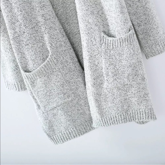 SUPER CUTE GRAY FLY AWAY CARDIGAN PULLOVER SWEATER - Picture 4 of 8