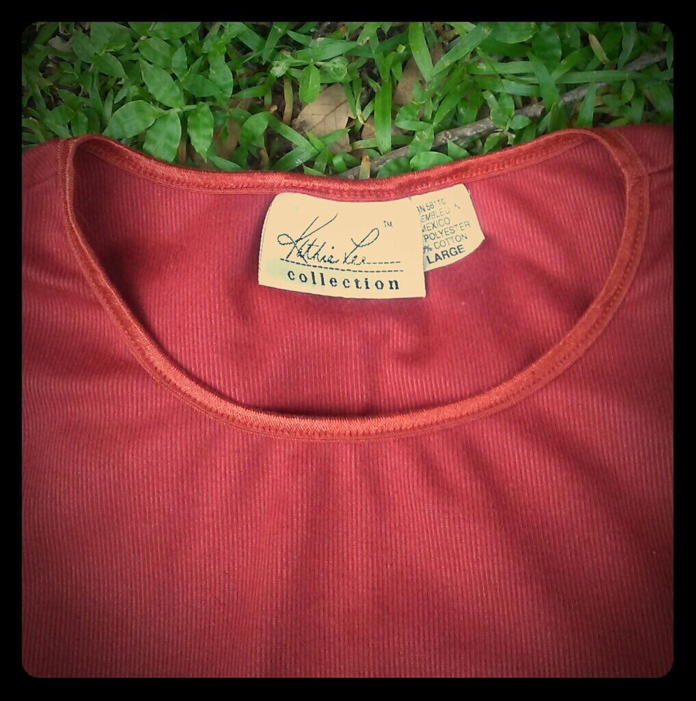 Vtg 90s KATHIE LEE Collection Burnt Red Ribbed Top