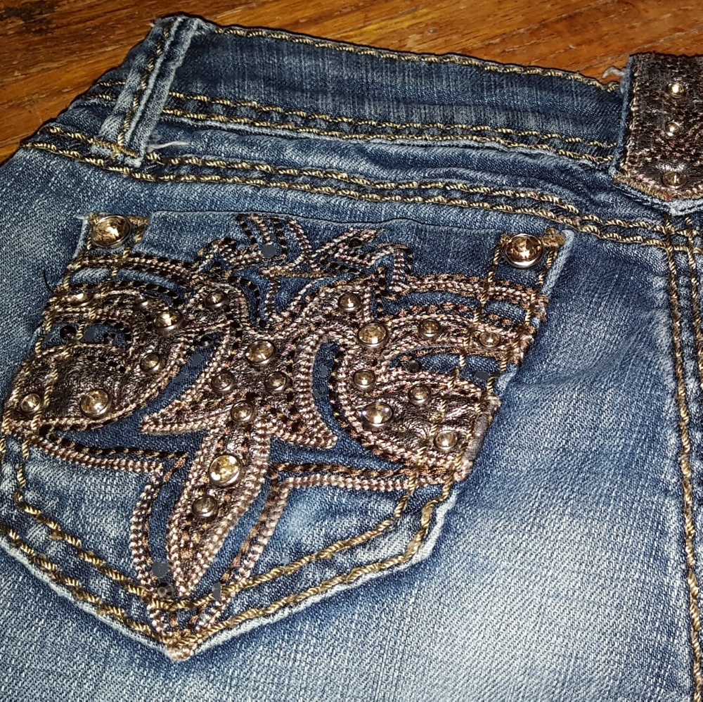 Grace in LA jeans