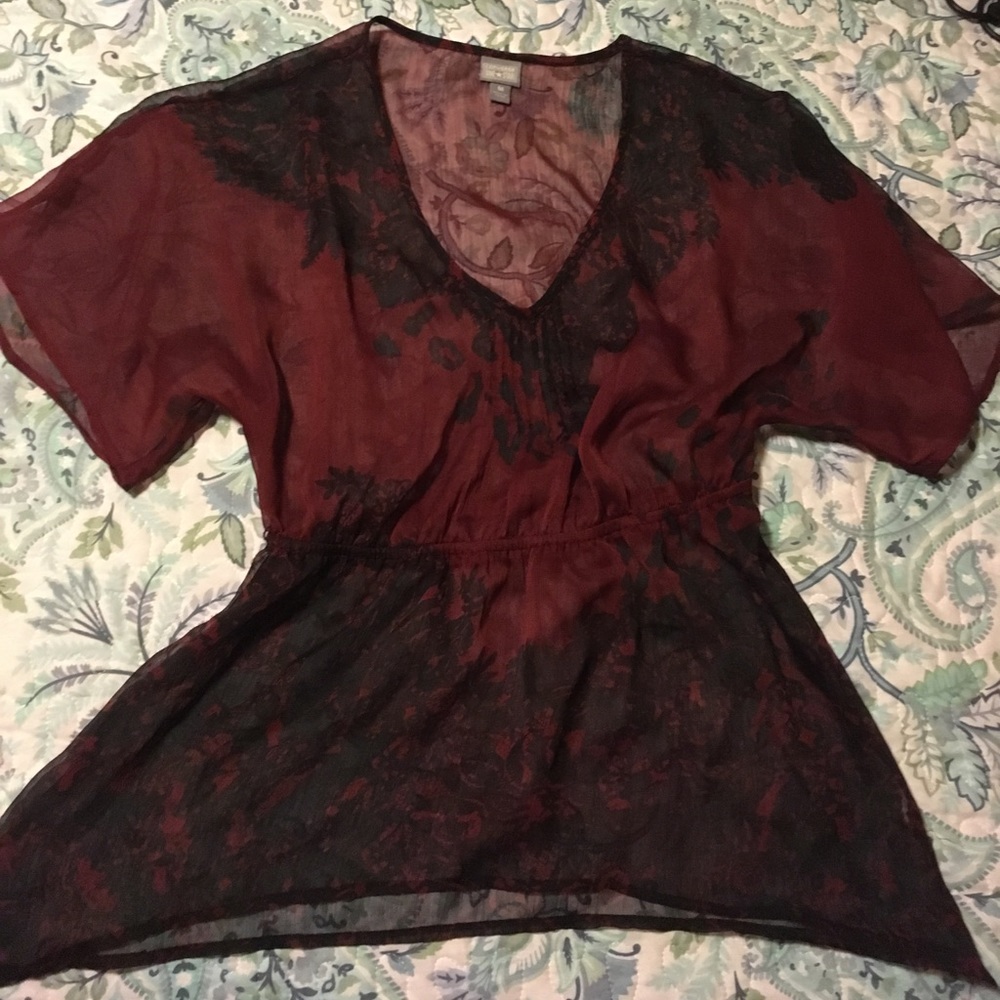 ☀️Converse brand sheer blouse