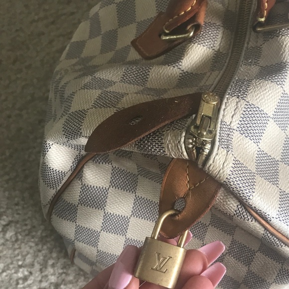 Authentic LV Speedy 35 - Picture 2 of 5