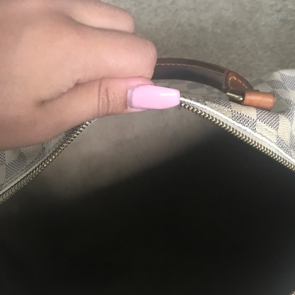 Authentic LV Speedy 35 - Picture 3 of 5