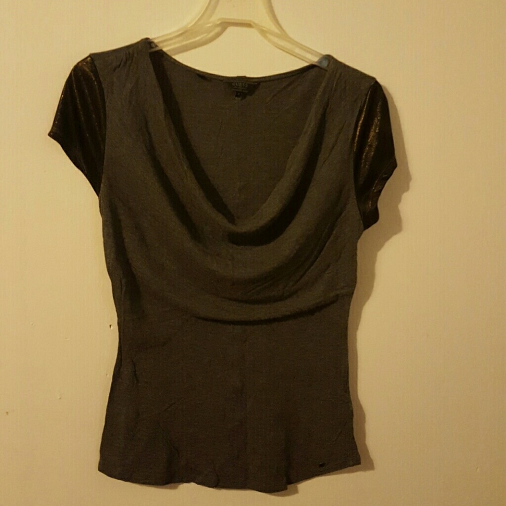 Grey Guess top