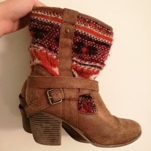 Candies Brown Pattern Booties 👑Negotiable