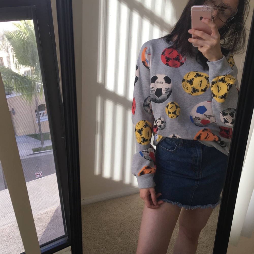 Adidas Original sweatshirt 🌟