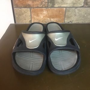 Nike slides