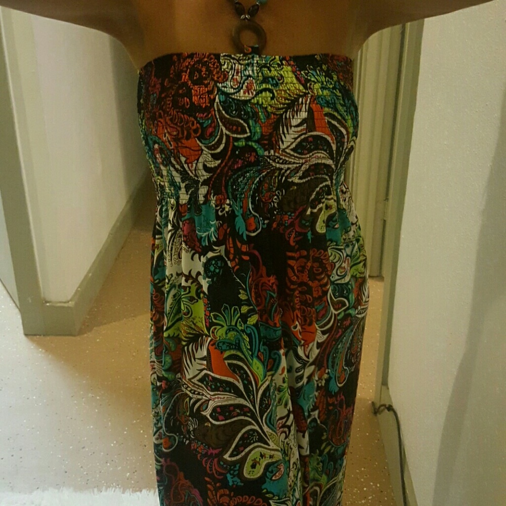 Beautiful halter necklace maxi dress