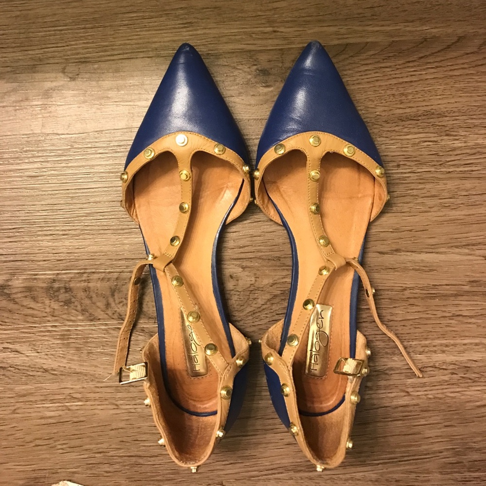 Halogen blue pointed toe flats