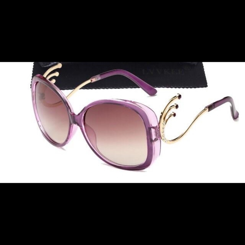 Peacock Frames