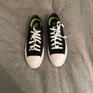 Converse Chuck II (low top) women's size 8.5