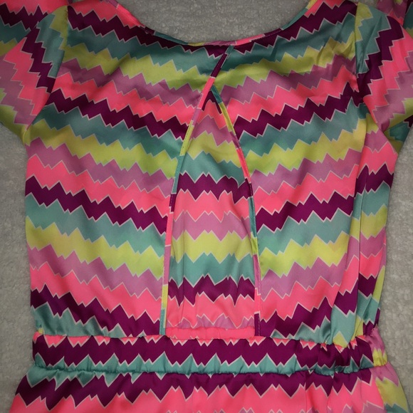 Striped open back dress. - Picture 2 of 2