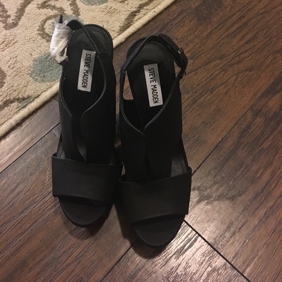 Steve Madden Xander Black Wedges Women's 8.5 - Picture 1 of 4