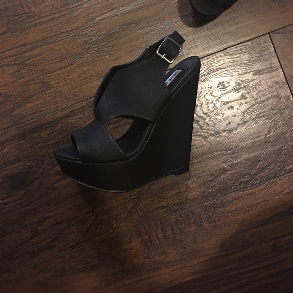Steve Madden Xander Black Wedges Women's 8.5 - Picture 2 of 4