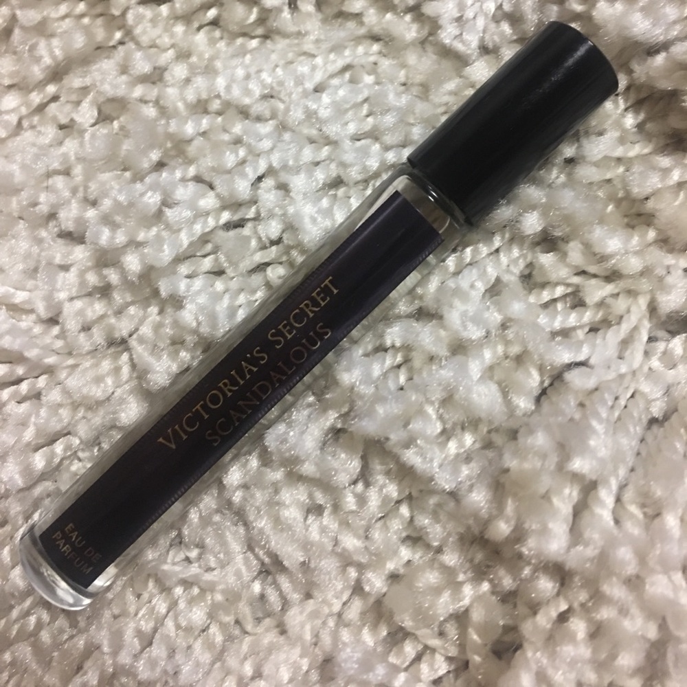 SCANDALOUS PERFUME ROLLERBALL