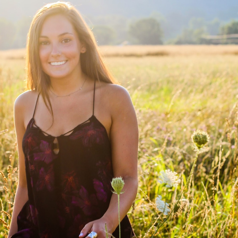 Meet your Posher, Corinne