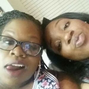 Meet your Posher, Alexis