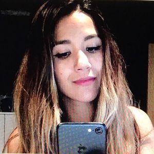 Meet your Posher, Raquel