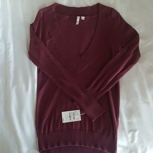 Wine frenchi sweater