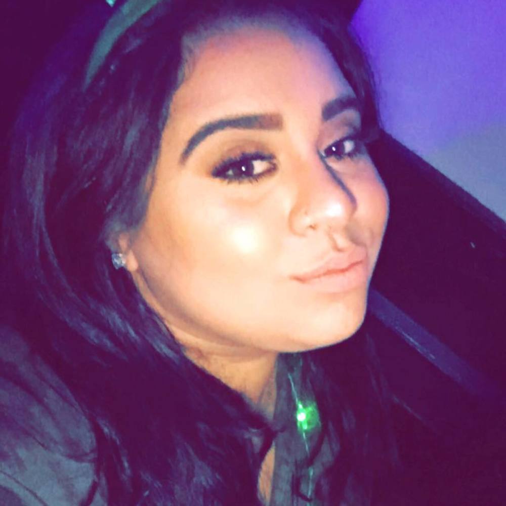 Meet your Posher, Alexandra