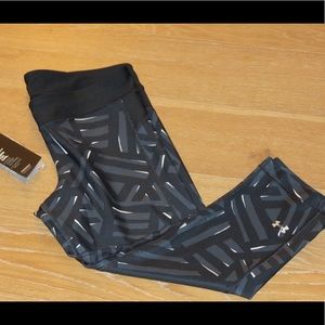 Under Armour Compression Cropped Leggings