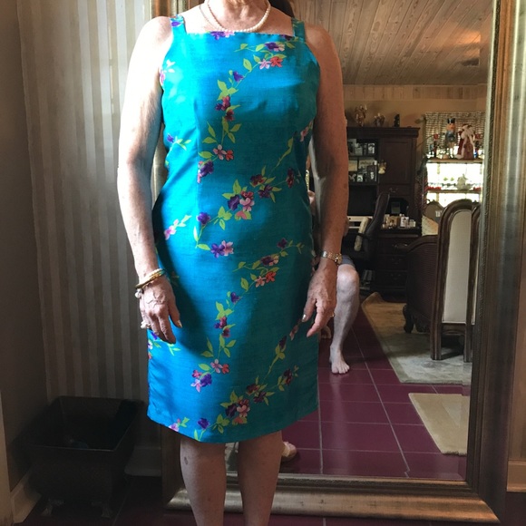 Emily Spencer 100% Silk A Line Dress - Picture 2 of 8