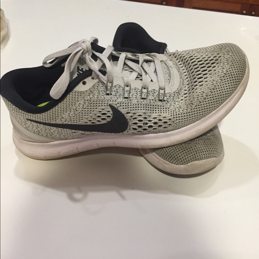 Nike Free Runs! Offers accepted :)