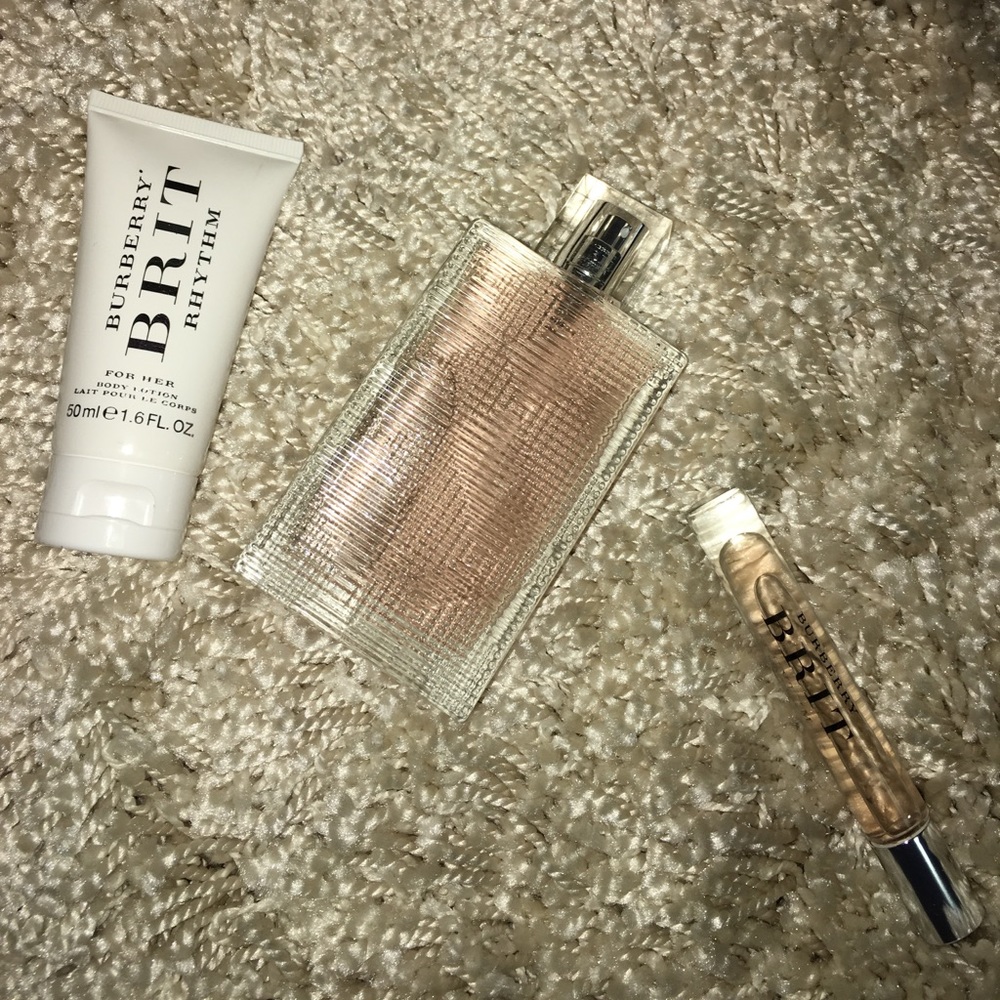 BURBERRY BRIT RHYTHM PERFUME SET