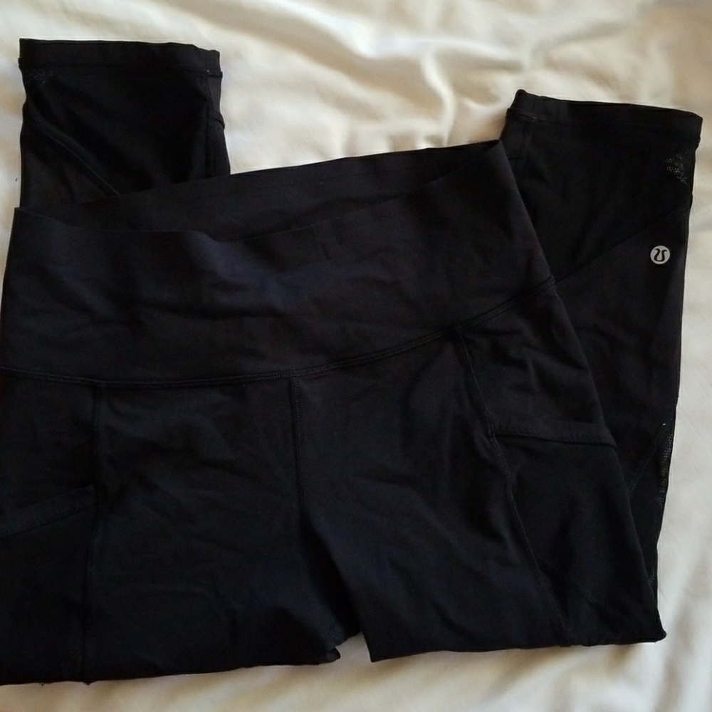 Lululemon Fast As Light Crop