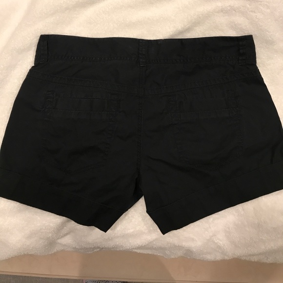 Express Black Shorts - Picture 3 of 8