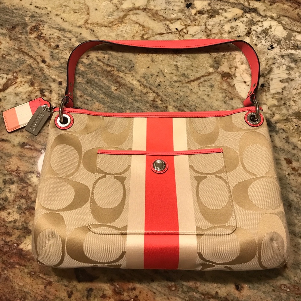 💯 Authentic Coach Hampton Stripe Handbag